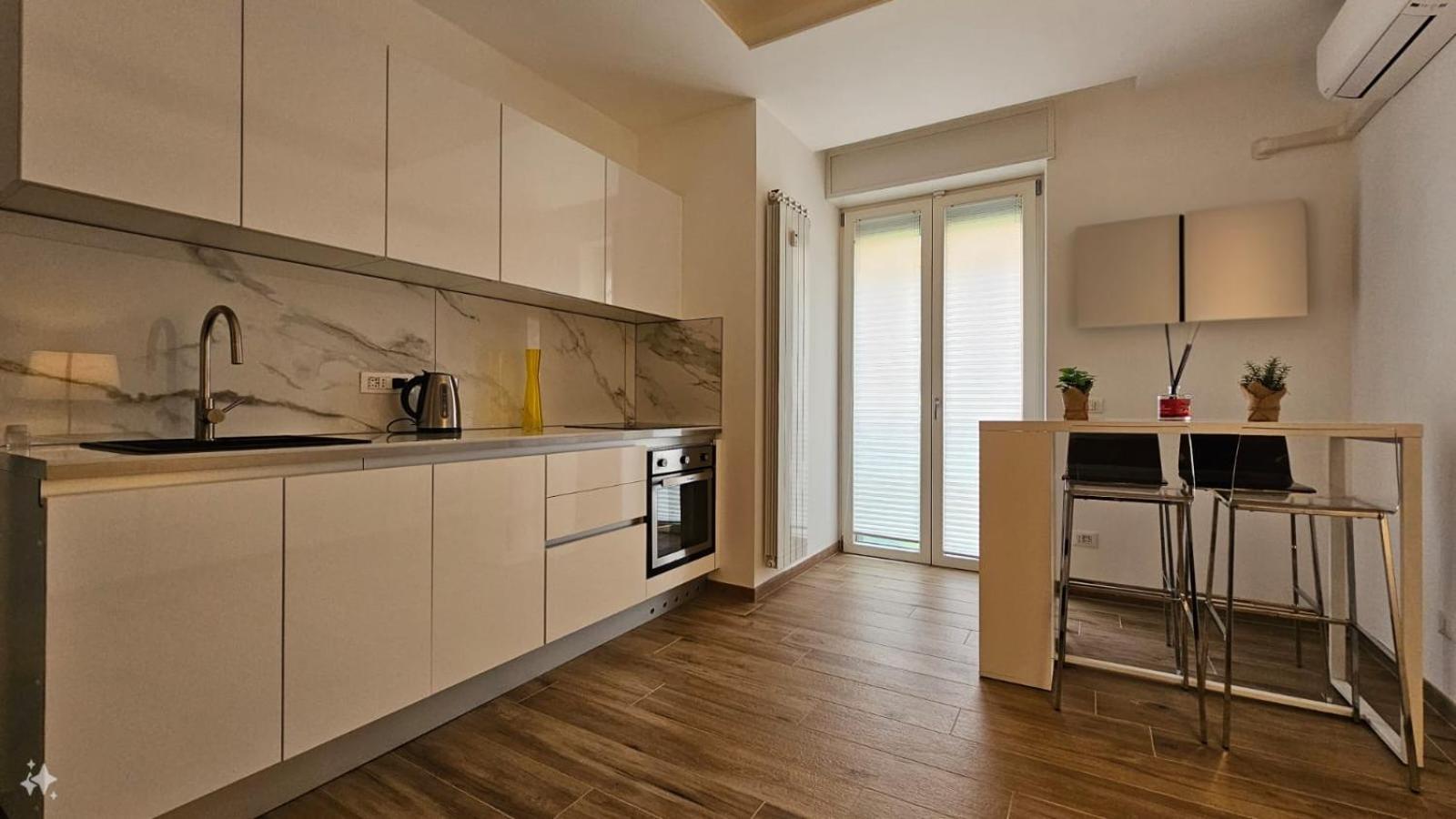 Casa Di Meg Appartamento A Milano Vicino Ai Navigli Екстериор снимка